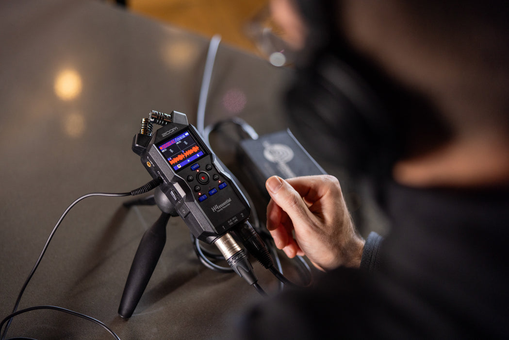 Zoom H4essential 4-Track 32-Bit Float Handy Recorder