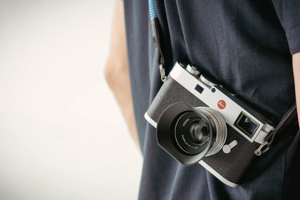 Leica Summilux-M 35mm f/1.4 Lens - Silver