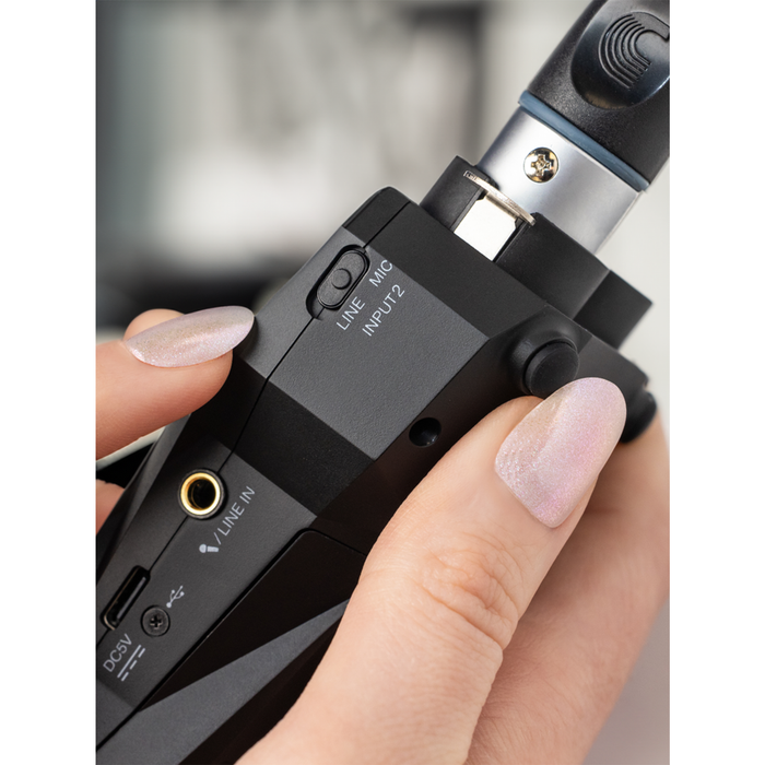 Zoom H1 XLR Handy Portable Audio Recorder for Video