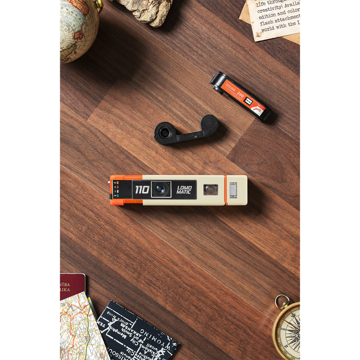 Lomography Lomomatic 110 Camera - Color Edition no flash