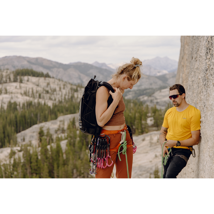 Peak Design Outdoor 25L Backpack - Black