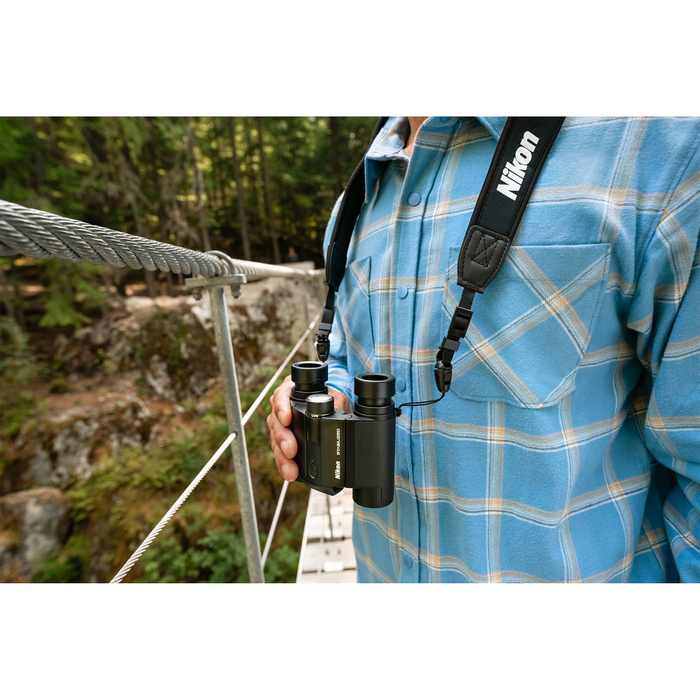 Nikon STABILIZED 10x25 S Binoculars