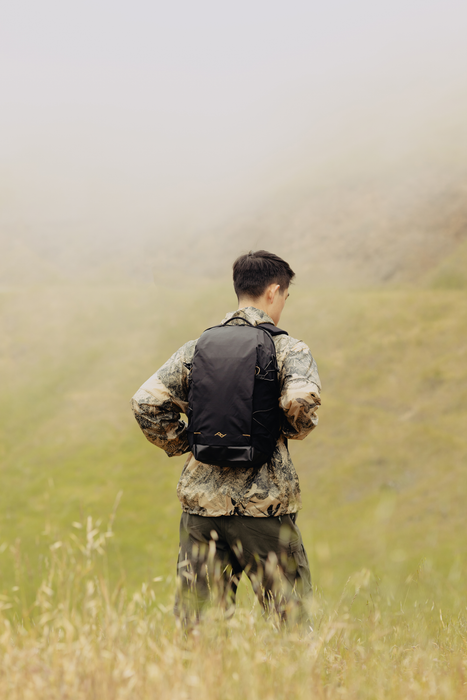 Peak Design Outdoor 18L Backpack Zip - Black