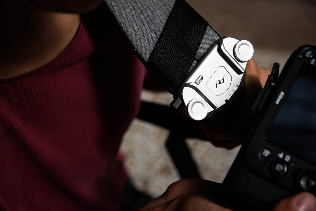 Peak Design Capture Clip V3 with Plate - Silver