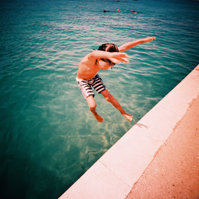 Lomography 100 Color Negative - 120mm Film, Single Roll