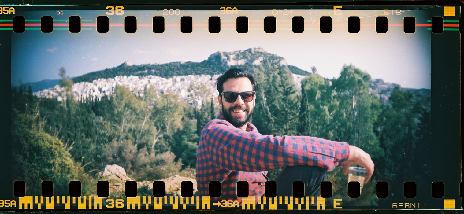 Lomography Sprocket Rocket 35mm Panoramic Film Camera - Peacock