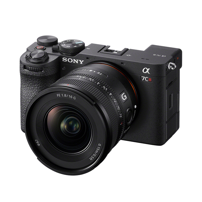 Sony FE 16mm f/1.8 G Lens