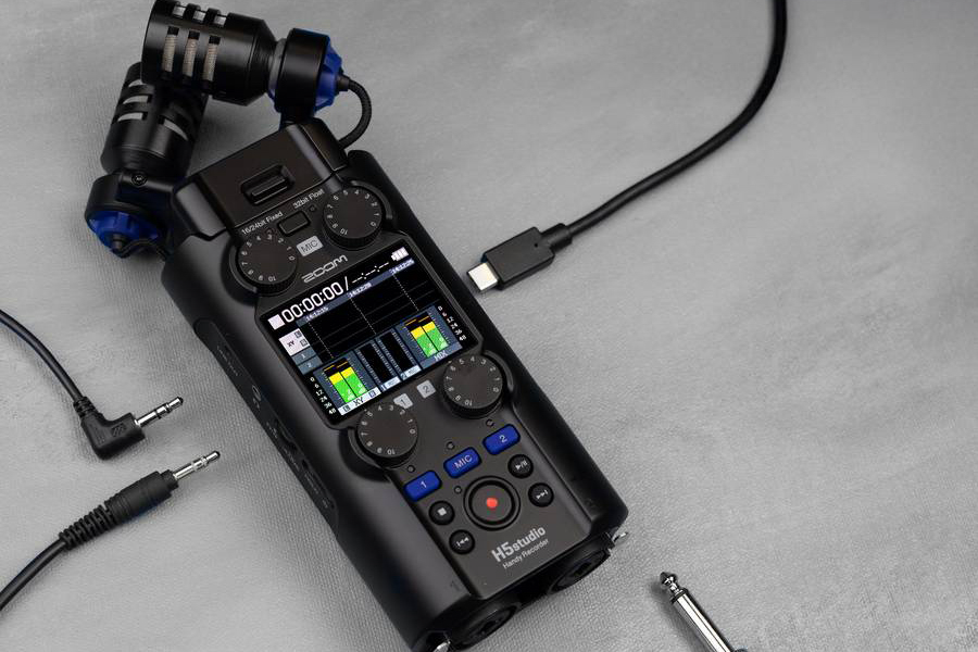 Zoom H5studio 4-Track Handy Recorder with 32-Bit Float Recording
