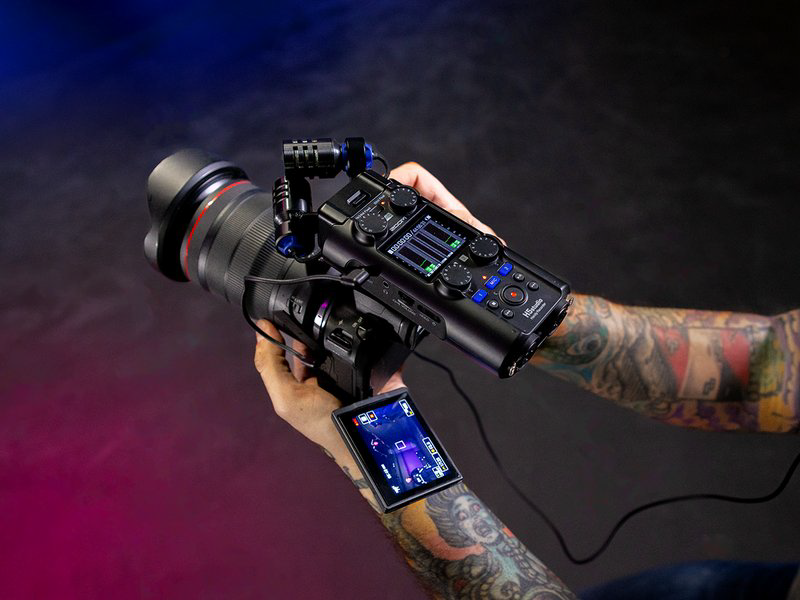 Zoom H5studio 4-Track Handy Recorder with 32-Bit Float Recording