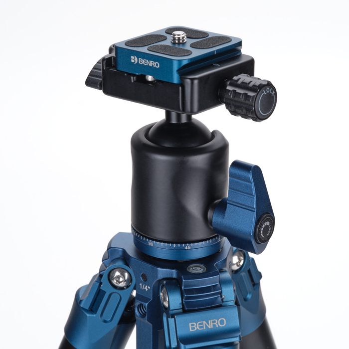 Benro TSSL18CH0P SuperSlim 1.5 Series 4-Section Carbon Fiber Tripod with H0P Ballhead