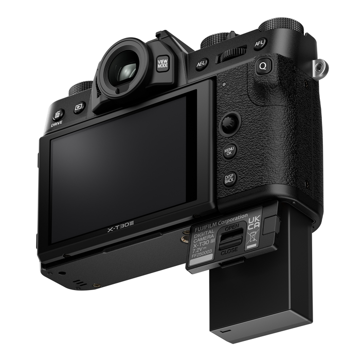 Fujifilm X-T30 III Mirrorless Camera with XC 13-33mm f/3.5-6.3 OIS Lens - Black