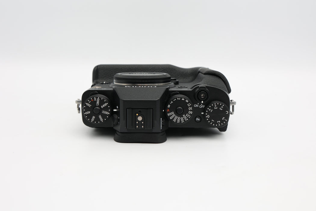 Used Fujifilm X-T2 W/Grip (G)