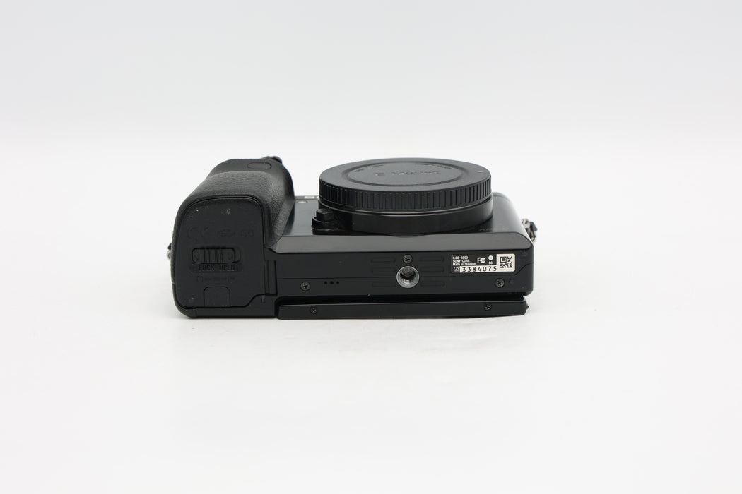 Used Sony A6000 (G)
