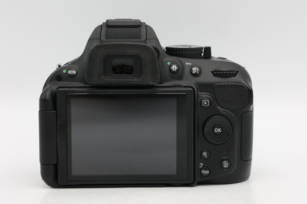 Used Nikon D5200 Body (Good)