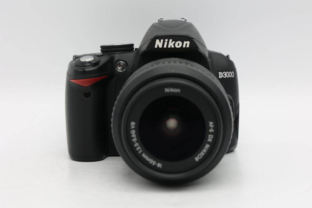 Used Nikon D3000 Kit (Good)