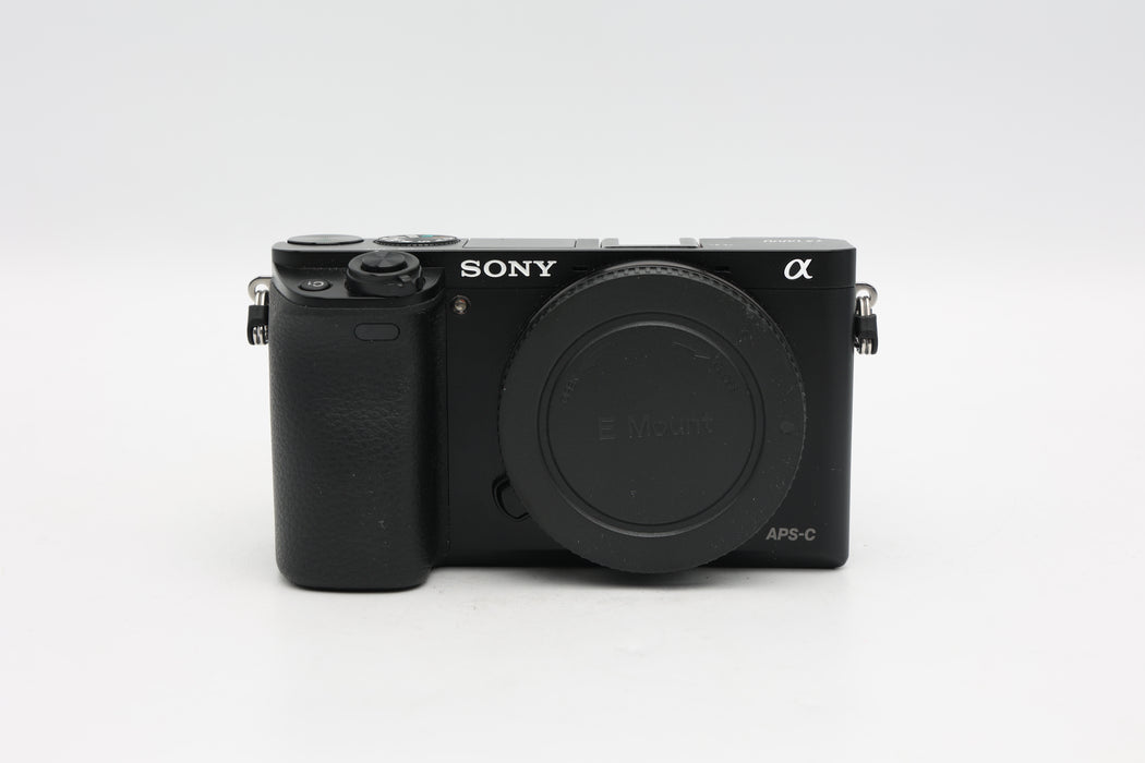 Used Sony A6000 (G)