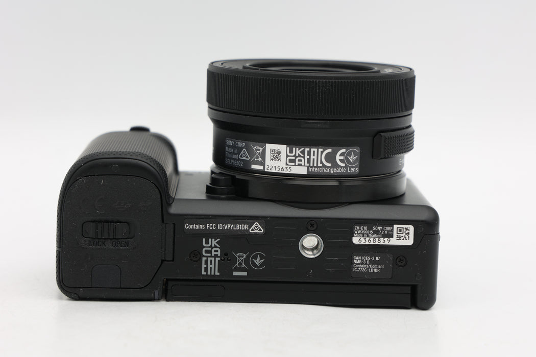 Used Sony ZV-E10 w/ 16-55mm II (EX)