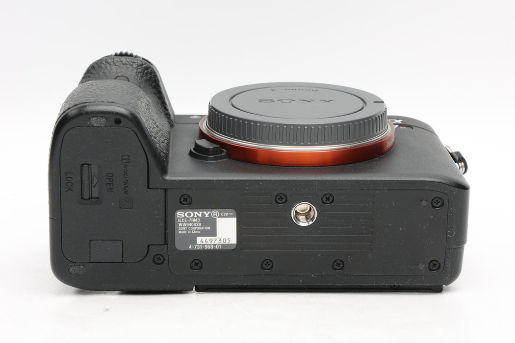 Used Sony A7R III Body (VG)