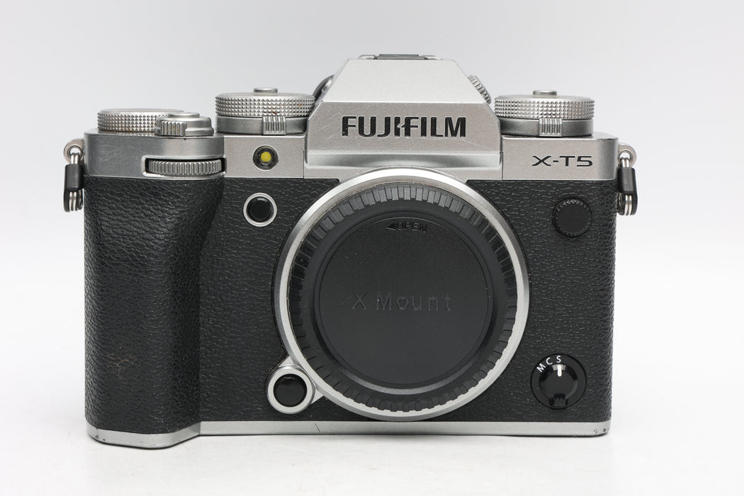 Used Fujifilm X-T5 Body (Fair)