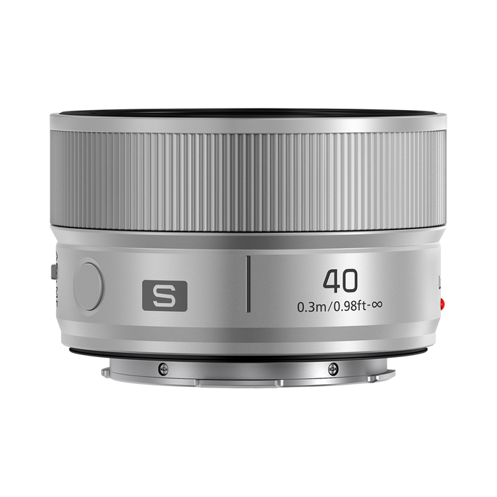 Lumix S 40mm f/2 Lens - SIlver