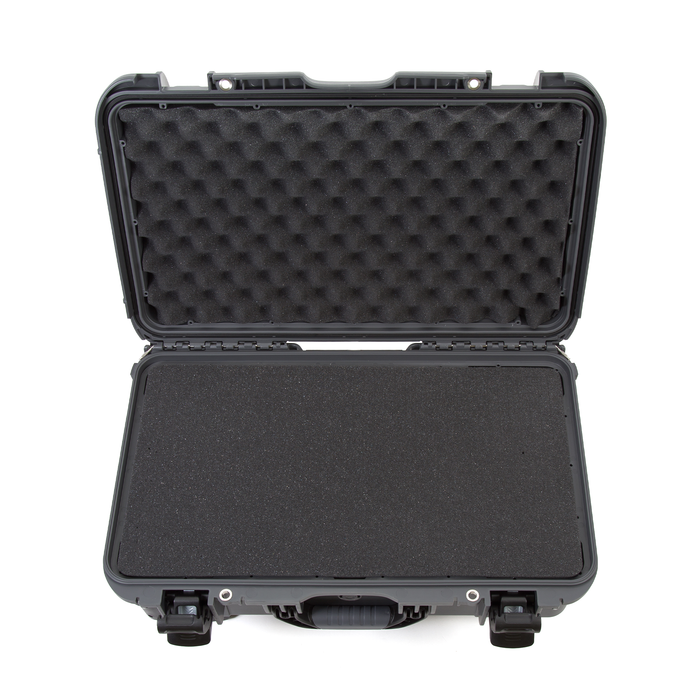 Nanuk 935 Wheeled Protective Case with Cubed Foam & Lid Foam - Graphite