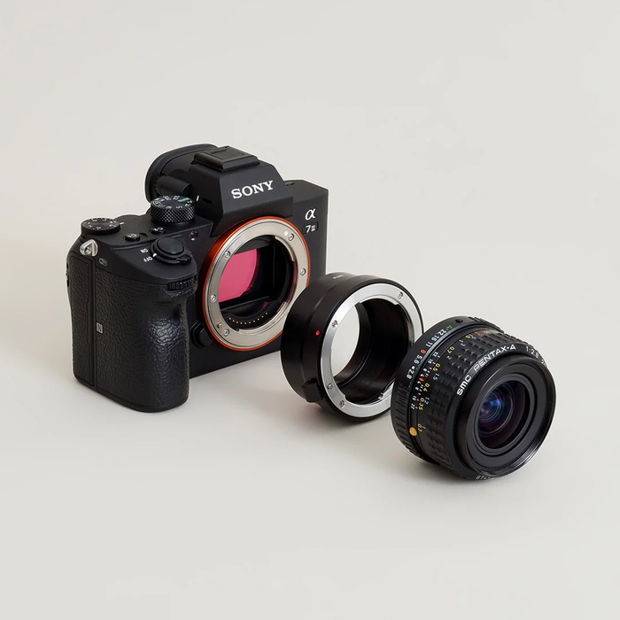 Urth Manual Lens Mount Adapter for Pentax K-Mount Lens to Sony E-Mount Camera Body