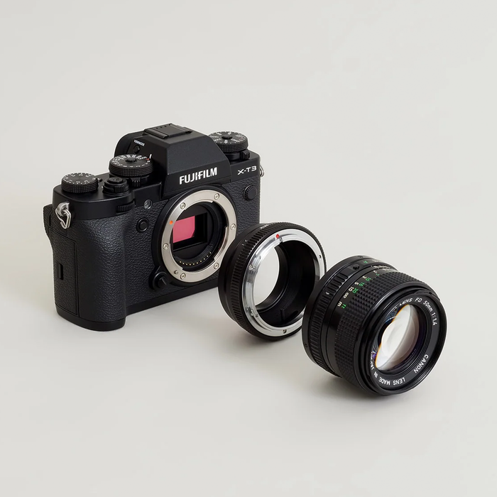 Urth Manual Lens Mount Adapter for Canon FD-Mount Lens to Fujifilm X-Mount Camera Body