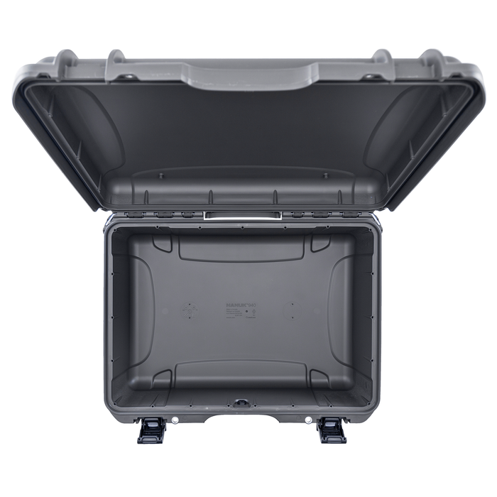 Nanuk 940 Wheeled Protective Case with Padded Dividers & Lid Foam - Graphite