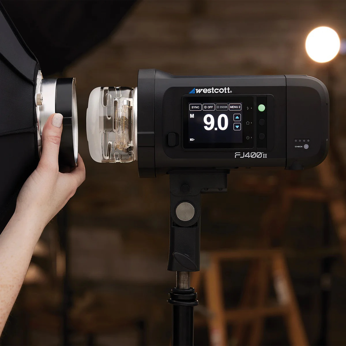 Westcott FJ400II & FJ250 Wireless 2-Light Portable Portrait Flash Kit with FJ-X3 Universal Wireless Trigger