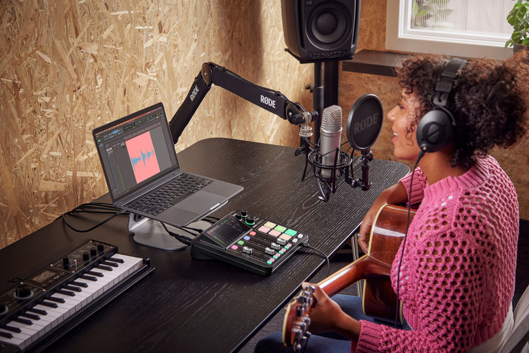 Rode Rodecaster Duo Integrated Audio Production Studio