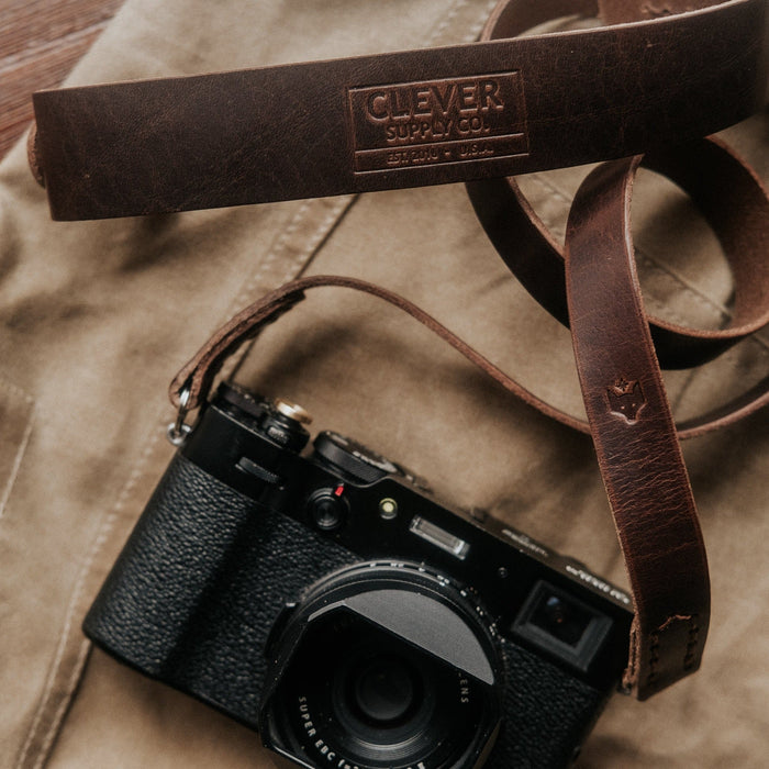Clever Supply Traditional Camera Strap with Split Ring, 36" - Chestnut
