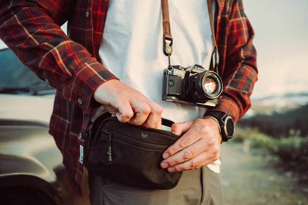 Clever Supply Co. Sidekick Belt Bag, 1L - Black