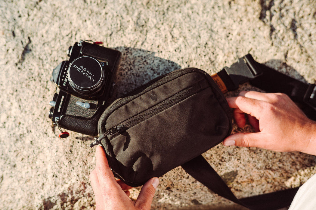 Clever Supply Co. Sidekick Belt Bag, 1L - Black