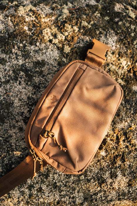 Clever Supply Co. Sidekick 1L Belt Bag - Tan