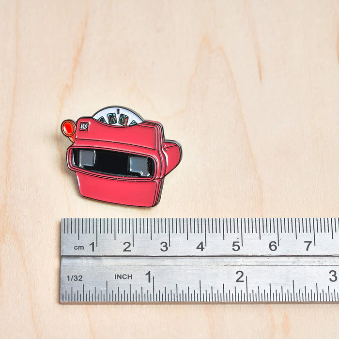Stereoscope Pin Red
