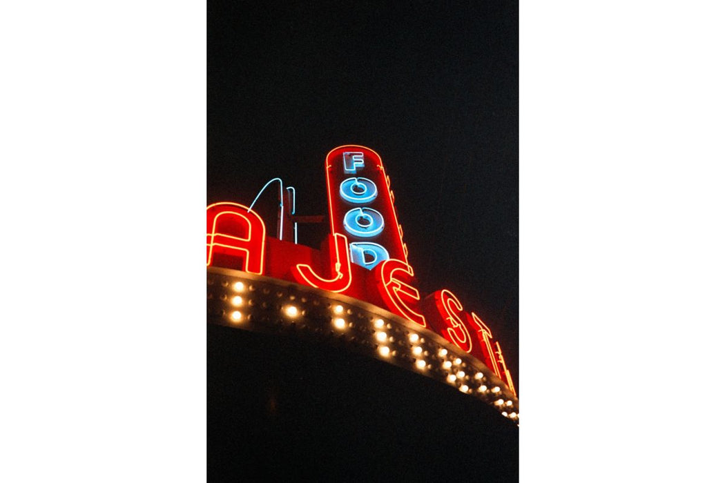 Lomography LomoChrome Color ’92 400 Color Negative - 35mm Film, 36 Exposures, Single Roll