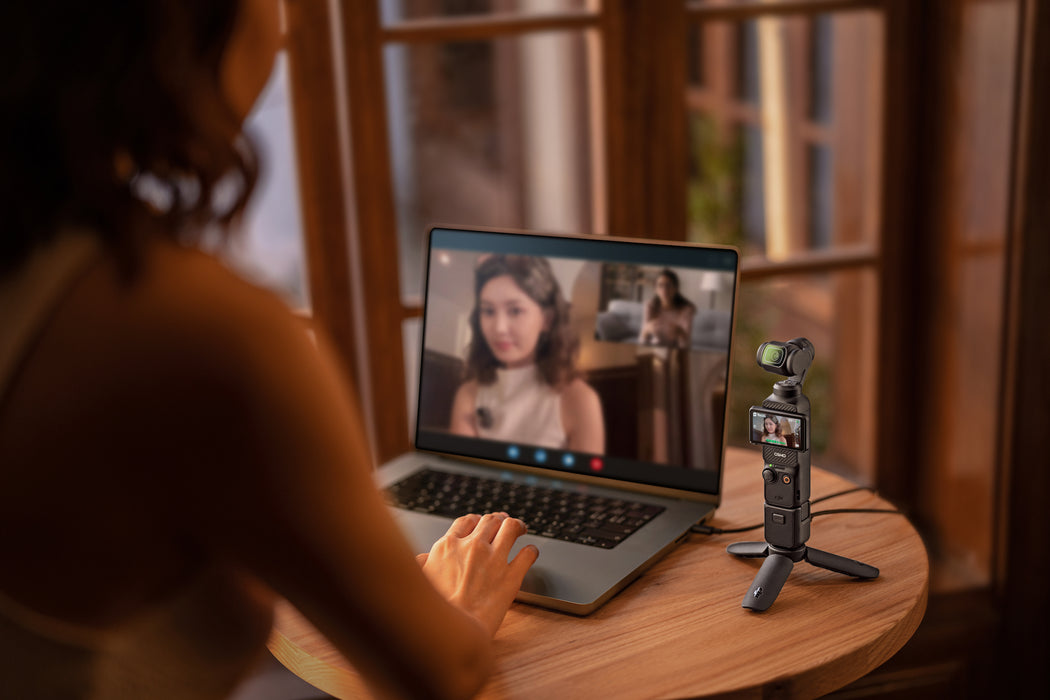 DJI Osmo Pocket 3 Gimbal Creator Combo