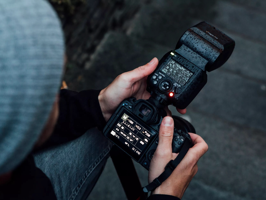 Canon Speedlite EL-1 (Version 2)