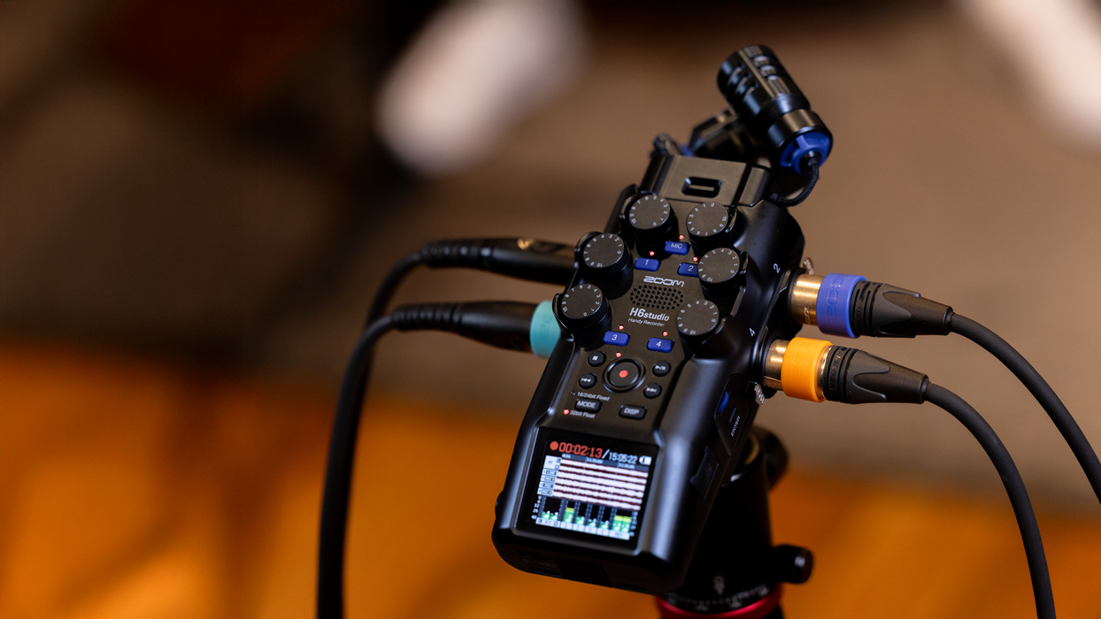 Zoom H6studio 6-Track Handy Recorder with 32-Bit Float Recording