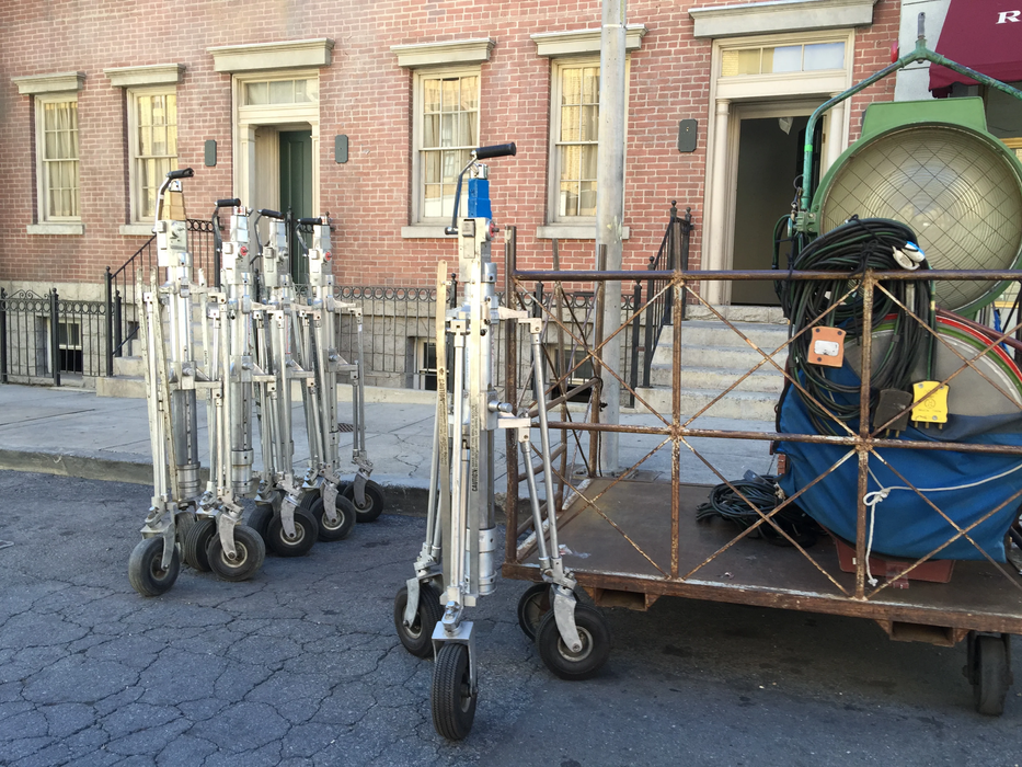 Matthews Crank-O-Vator III Crank-Operated Light Stand