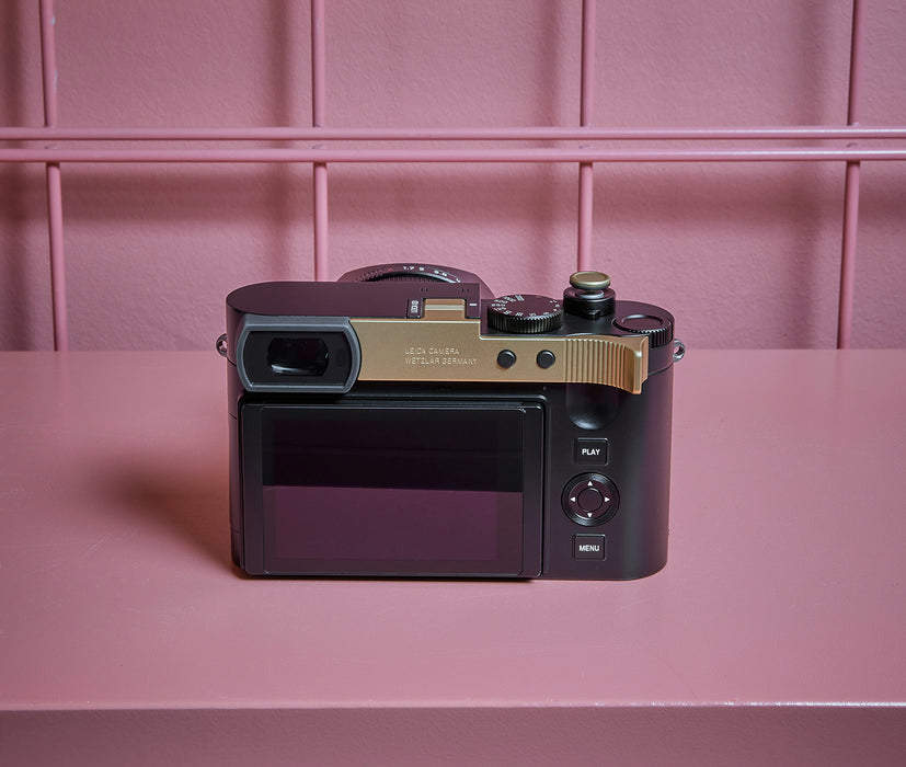 Leica Thumb Support Q3, Aluminum - Brass