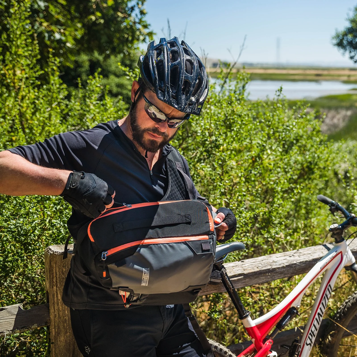MindShift Gear PhotoCross 10 7.5L Sling Bag - Carbon Gray