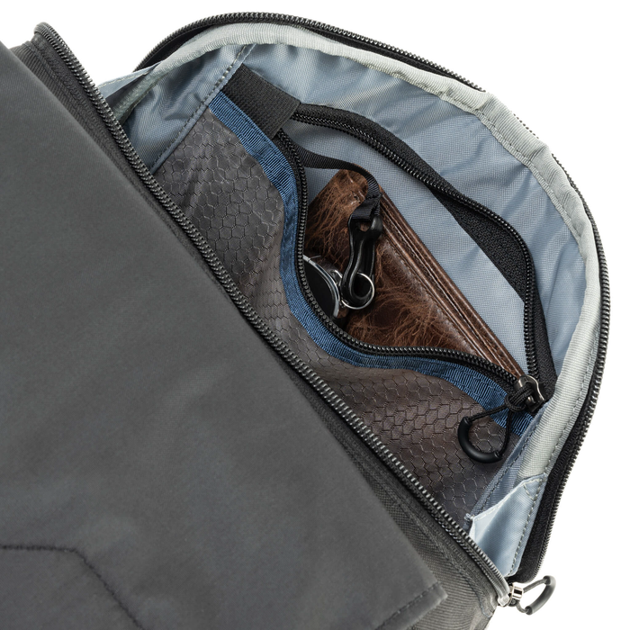 Think Tank Mirrorless Mover 18L Backpack - Coast Green