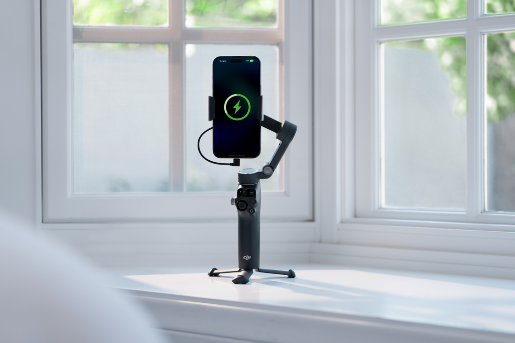 DJI Osmo Mobile 8 Gimbal Stabilizer
