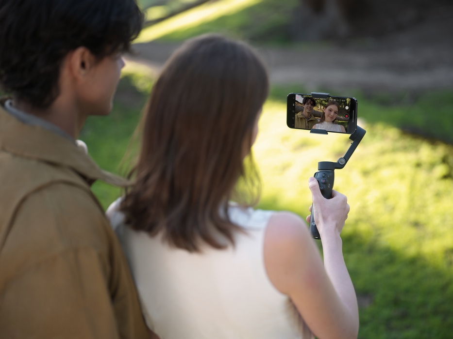 DJI Osmo Mobile 8 Gimbal Stabilizer