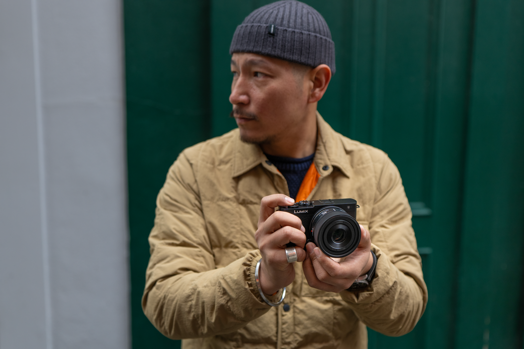 Lumix S 40mm f/2 Lens - SIlver