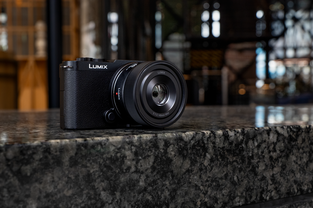 Lumix S 40mm f/2 Lens
