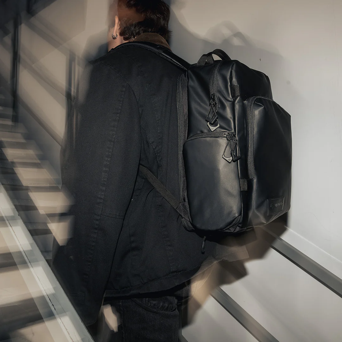 Wandrd PRVKE Pocket Photo Bundle 31L Backpack - Black