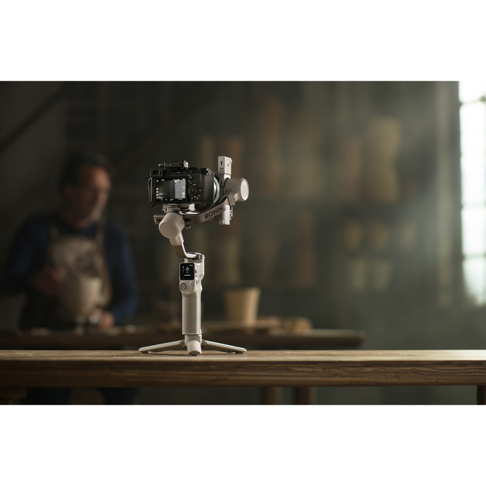 DJI RS 4 Mini Combo Gimbal Stabilizer