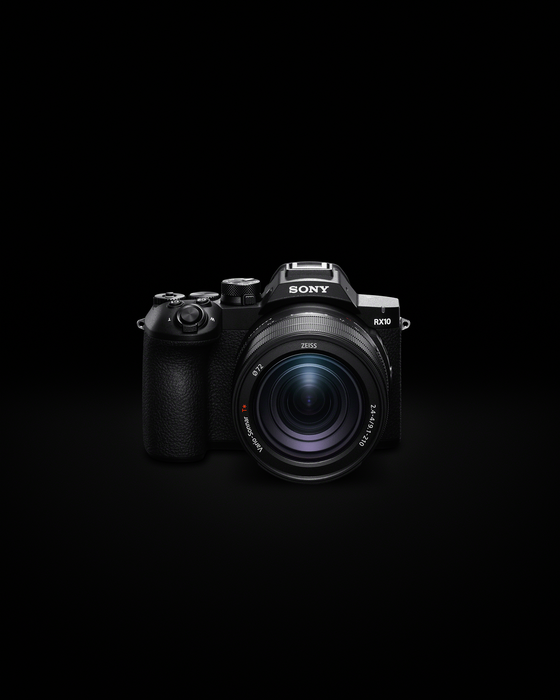 Sony RX10 V Compact Camera